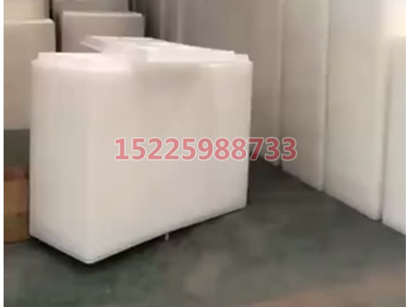 水泥漏糞板模（mó）具.塑料模具車間